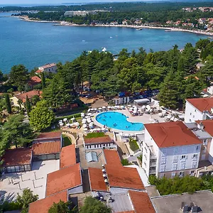 https://valamar-pinia-hotel.in-istria.net