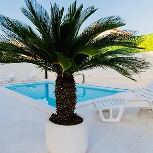 villa-aurora.hotels-in-trogir.com/