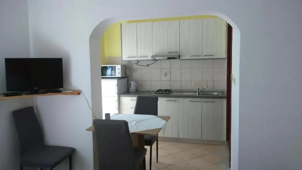 Apartments Ninske Vodice